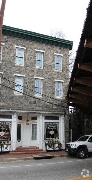 8006 Main St, Ellicott City, MD à louer - Photo principale - Image 1 de 2