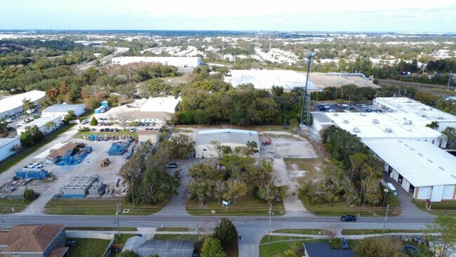 Plus de détails pour 6995 N 90th Ave, Pinellas Park, FL - Industriel à vendre