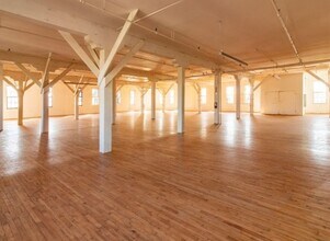 2120-2140 E 7th Pl, Los Angeles, CA for lease Interior Photo- Image 2 of 2