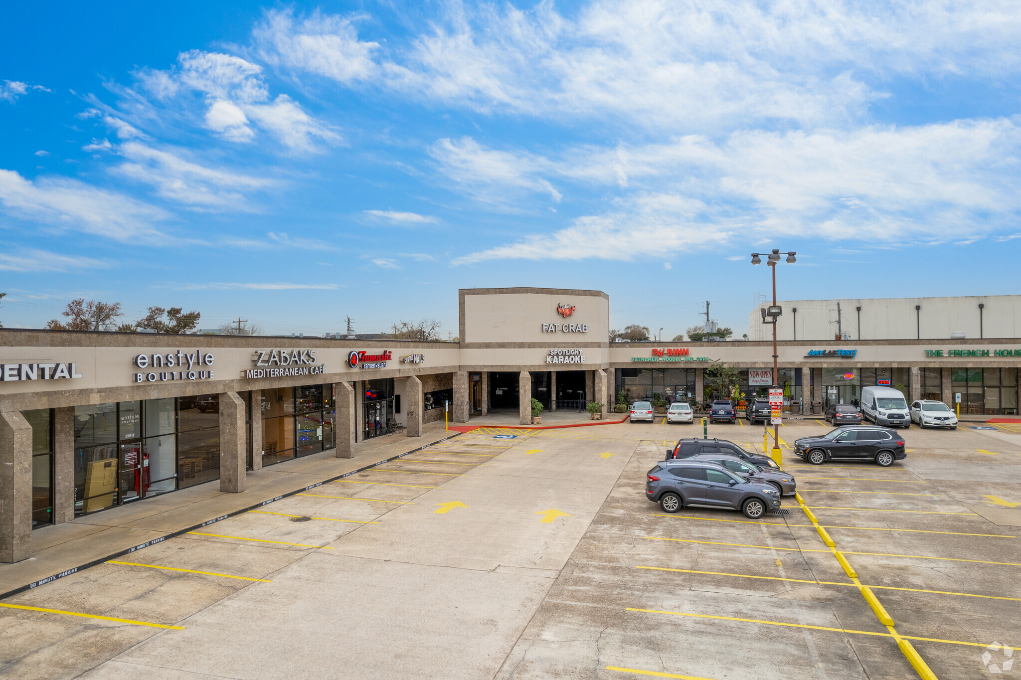 5901 Westheimer Rd, Houston, TX à louer Photo du bâtiment- Image 1 de 17