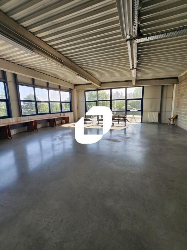 30 Allée Du Plateau, Villemomble for lease Interior Photo- Image 1 of 11