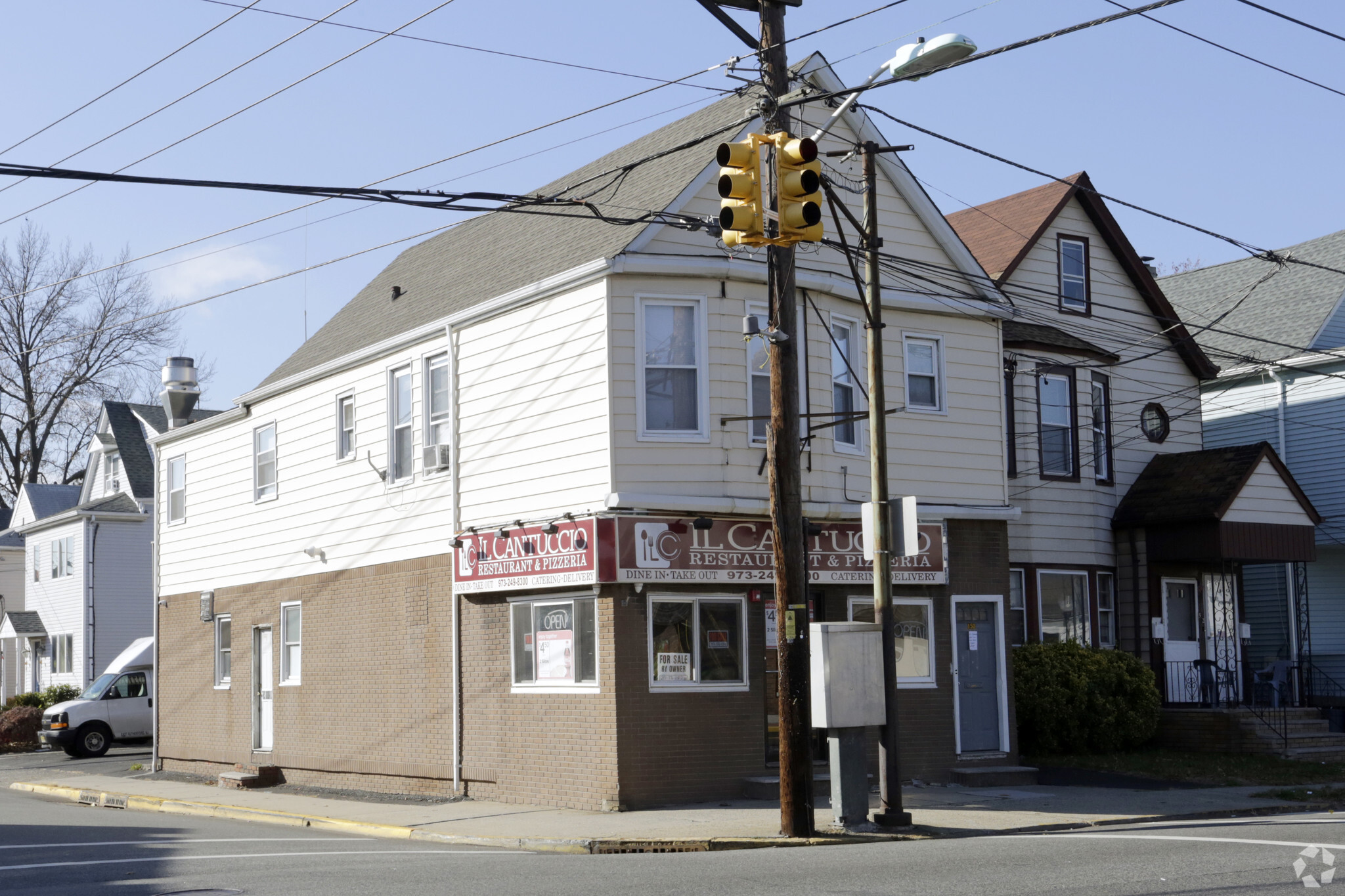 850 Paterson Ave, East Rutherford, NJ à vendre Photo principale- Image 1 de 1