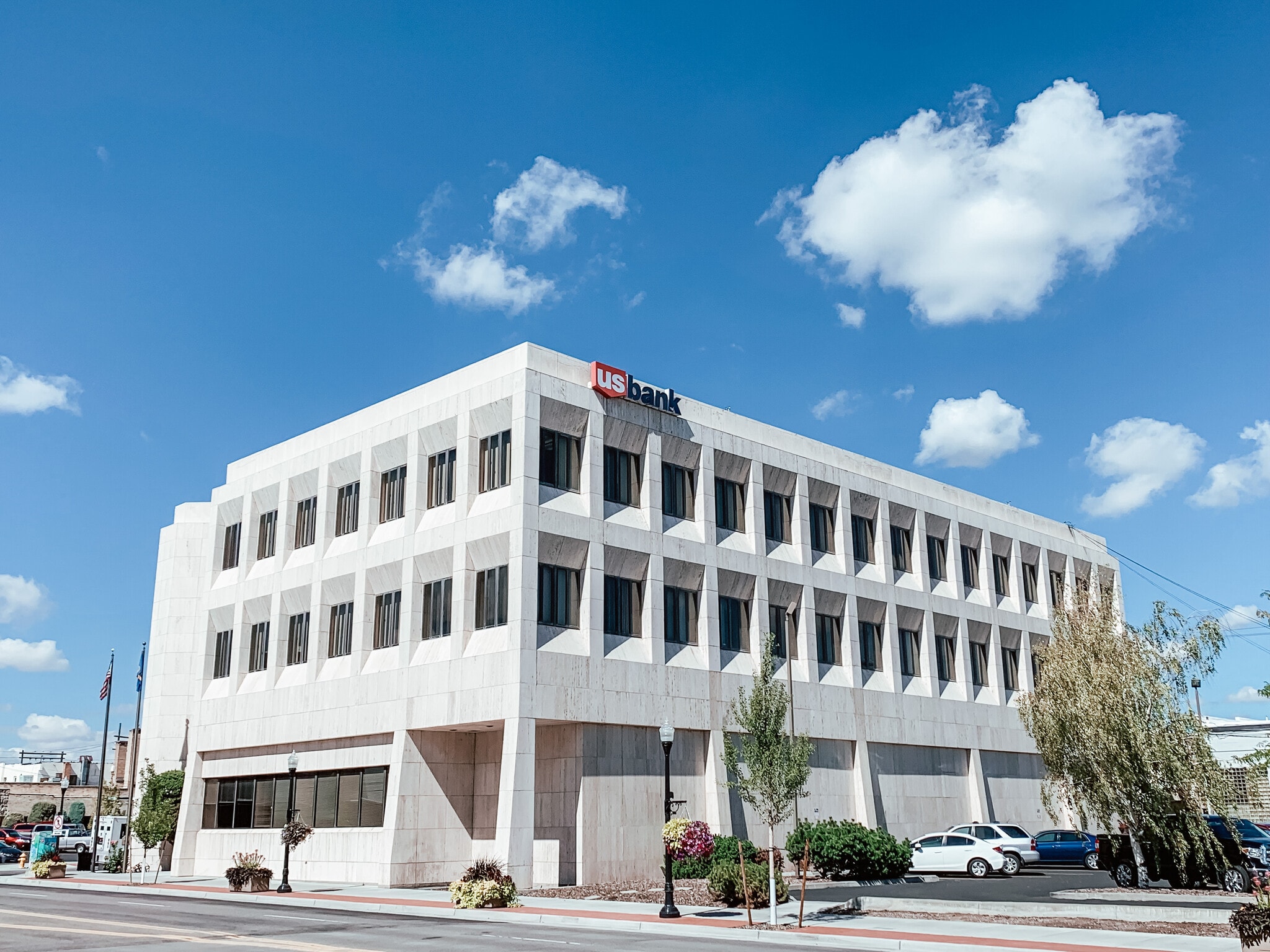 330 Shoup Ave, Idaho Falls, ID for lease Primary Photo- Image 1 of 6