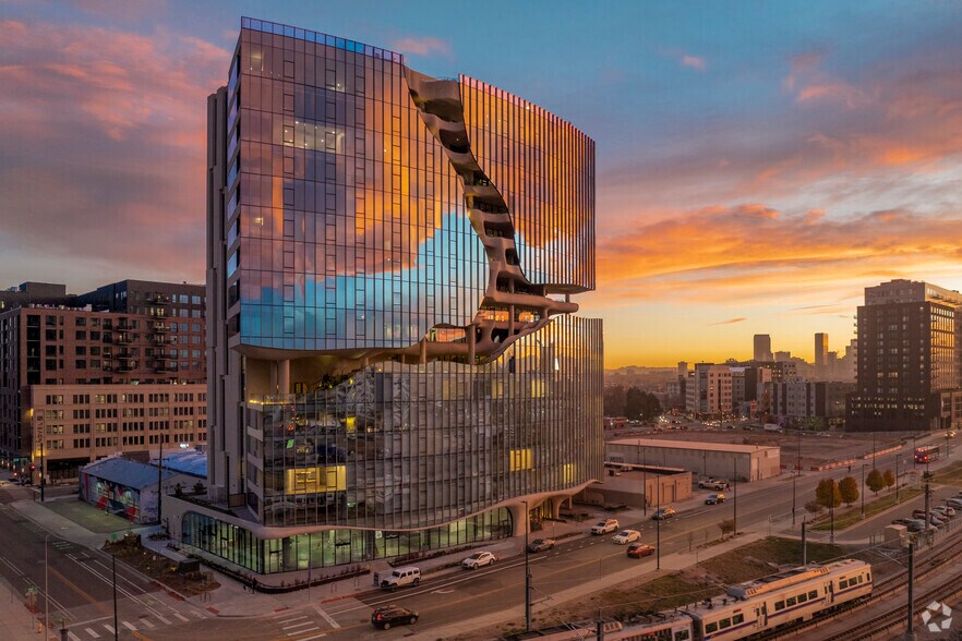 3930 Blake St, Denver, CO à louer - Photo principale - Image 1 de 31