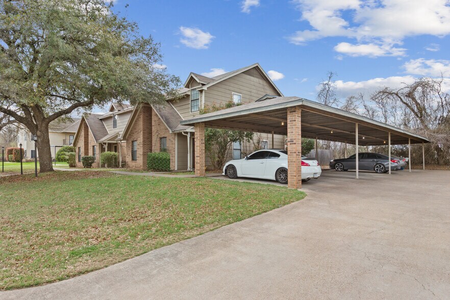 132-149 Bentwood Dr, Robinson, TX à vendre - Photo du bâtiment - Image 2 de 22