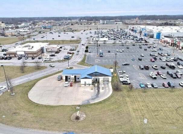 2125 IN-46 Rd, Terre Haute, IN à vendre - Photo du bâtiment - Image 2 de 4