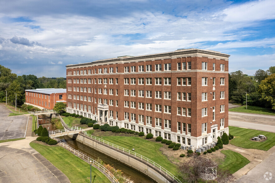 380 N Main St, Mansfield, OH à vendre - Photo principale - Image 1 de 1