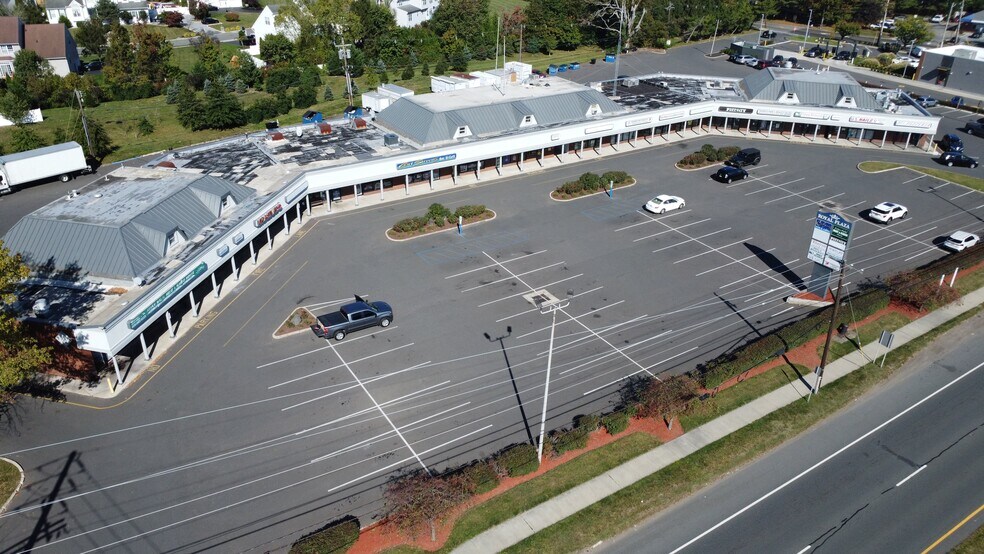 510 Route 130, East Windsor, NJ for lease - Building Photo - Image 1 of 13