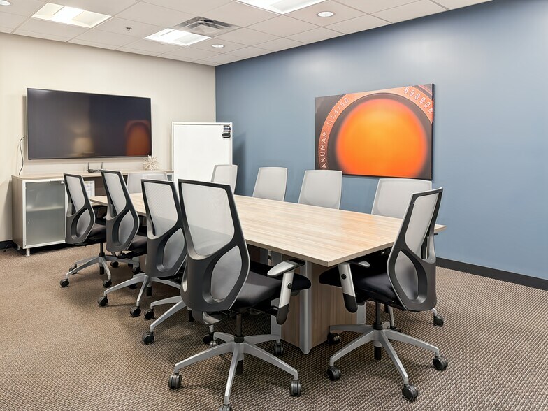 7301 N 16th St, Phoenix, AZ à louer - Photo du bâtiment - Image 3 de 14