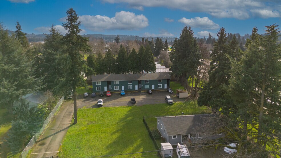 8856 SE Jannsen Rd, Clackamas, OR à vendre - Photo du bâtiment - Image 3 de 23