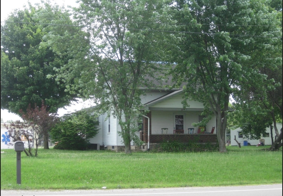 712 E Broadway St, Fortville, IN for sale Primary Photo- Image 1 of 2