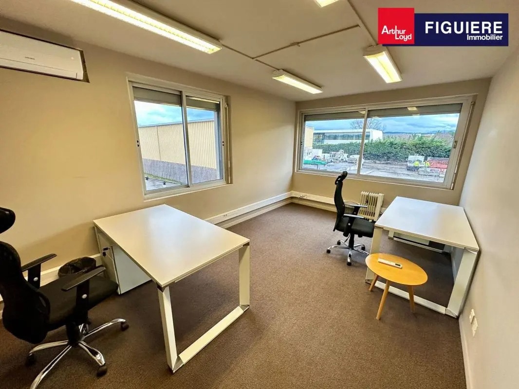 1040 Rue Jean Perrin, Aix-en-Provence for lease Interior Photo- Image 1 of 8