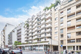 Plus de détails pour 46 Rue De La Tour, Paris - Bureau à louer