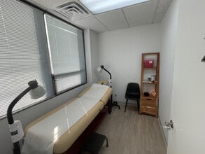 280 N Central Ave, Hartsdale, NY for lease Interior Photo- Image 2 of 7