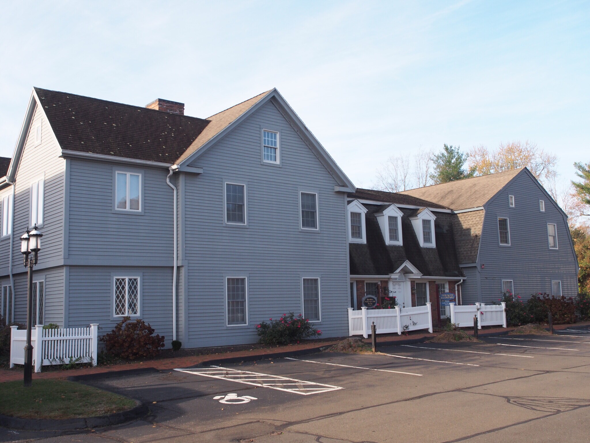 250 State St, North Haven, CT à louer Photo du bâtiment- Image 1 de 3