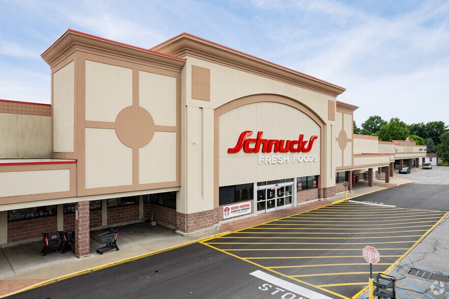 1032-1070 Lemay Ferry Rd, Lemay, MO for lease - Building Photo - Image 1 of 5