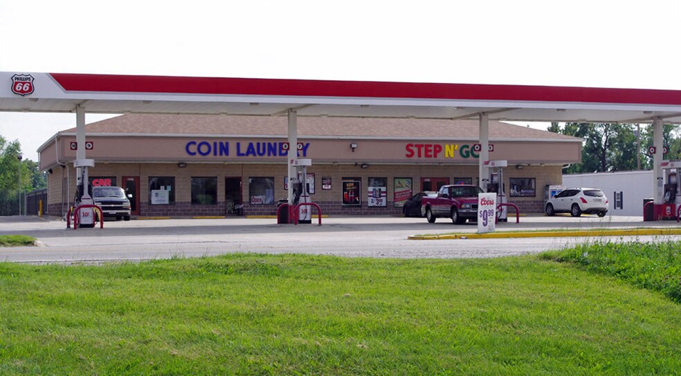3227 W Chain Of Rocks Rd, Granite City, IL à louer - Photo du bâtiment - Image 1 de 3