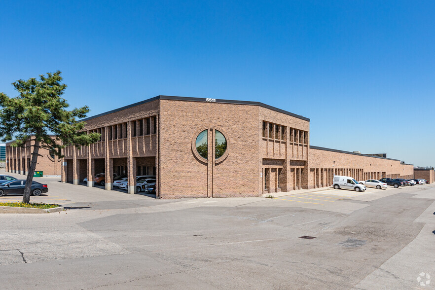 5511 Tomken Rd, Mississauga, ON for lease - Primary Photo - Image 1 of 2