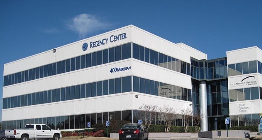 400 Meridian St, Huntsville, AL à louer Photo du bâtiment- Image 1 de 4