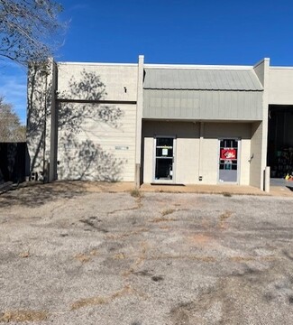 Plus de détails pour 3920 Classen Blvd, Norman, OK - Industriel à louer