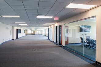 950 Trade Centre Way, Portage, MI for lease Interior Photo- Image 1 of 36