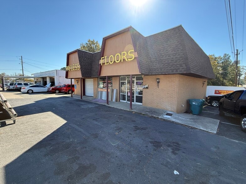 1590 N Columbia St, Milledgeville, GA for sale - Primary Photo - Image 1 of 15