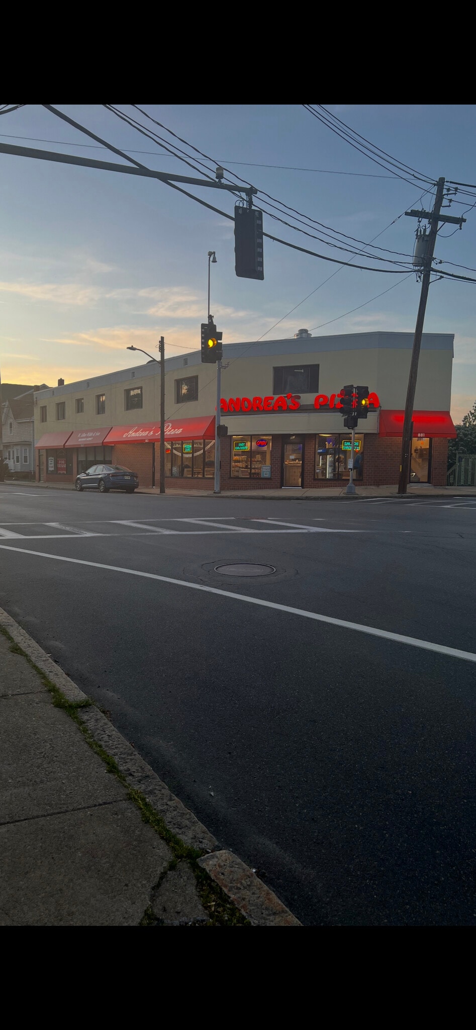 881-889 Main St, Winchester, MA for lease Building Photo- Image 1 of 2