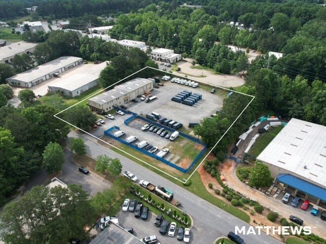 4070 Nine McFarland Dr, Alpharetta, GA à louer Photo du bâtiment- Image 1 de 10