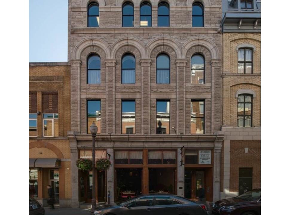 633 Rue Saint-Joseph E, Québec, QC à vendre Photo principale- Image 1 de 1