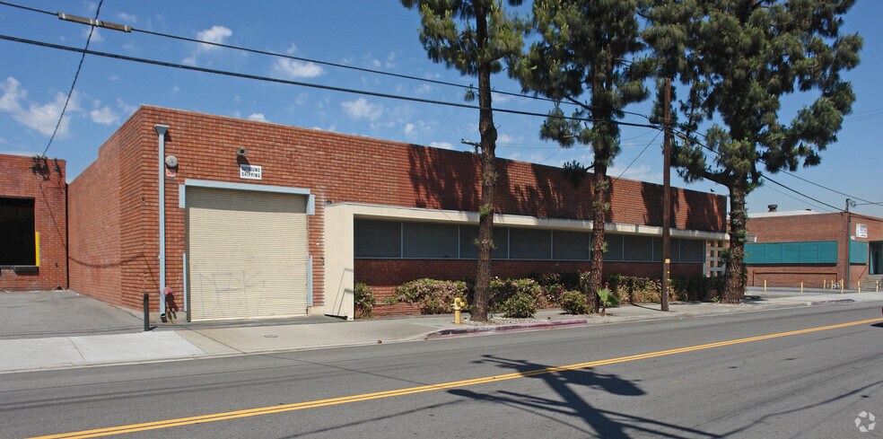 4609 Sheila St, Commerce, CA à louer - Photo du bâtiment - Image 3 de 3