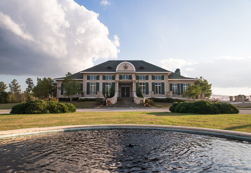 401 Taberna Way, New Bern, NC à vendre - Photo du bâtiment - Image 1 de 10