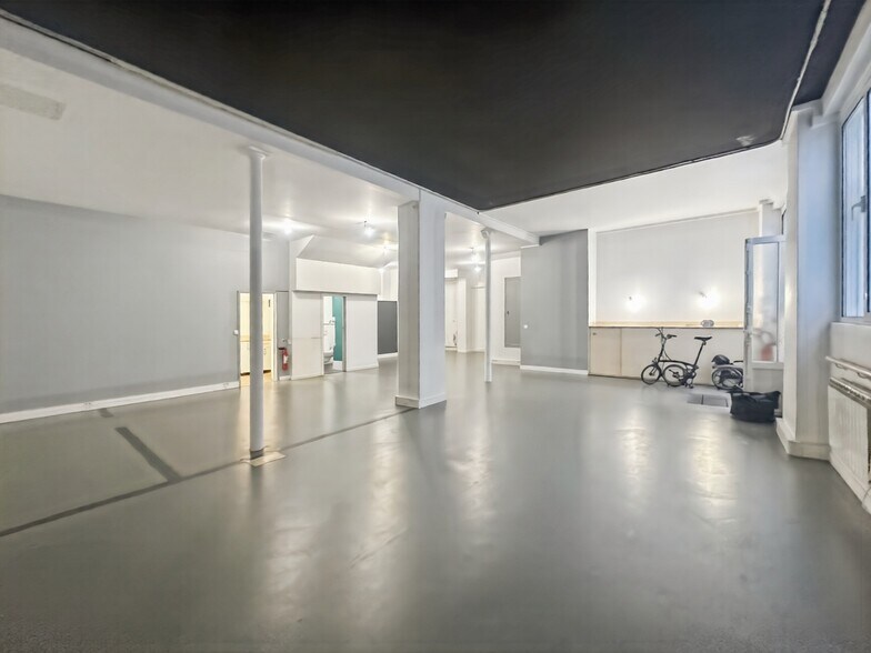 60 Rue Monge, Paris à vendre - Photo du bâtiment - Image 3 de 11