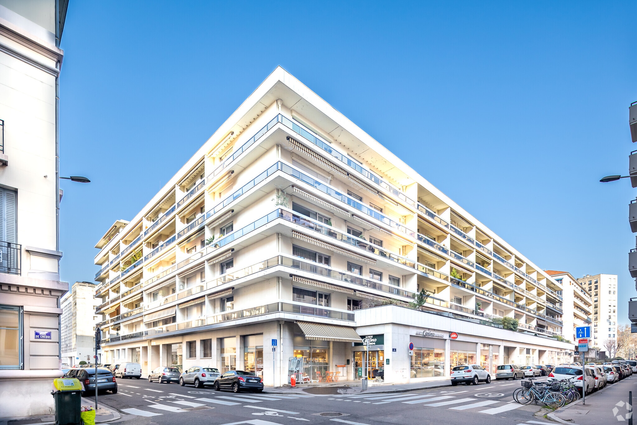 Multifamily in Lyon for sale Interior Photo- Image 1 of 5