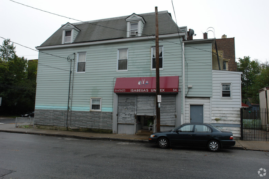 54 Lawrence St, Yonkers, NY à vendre - Photo principale - Image 1 de 1