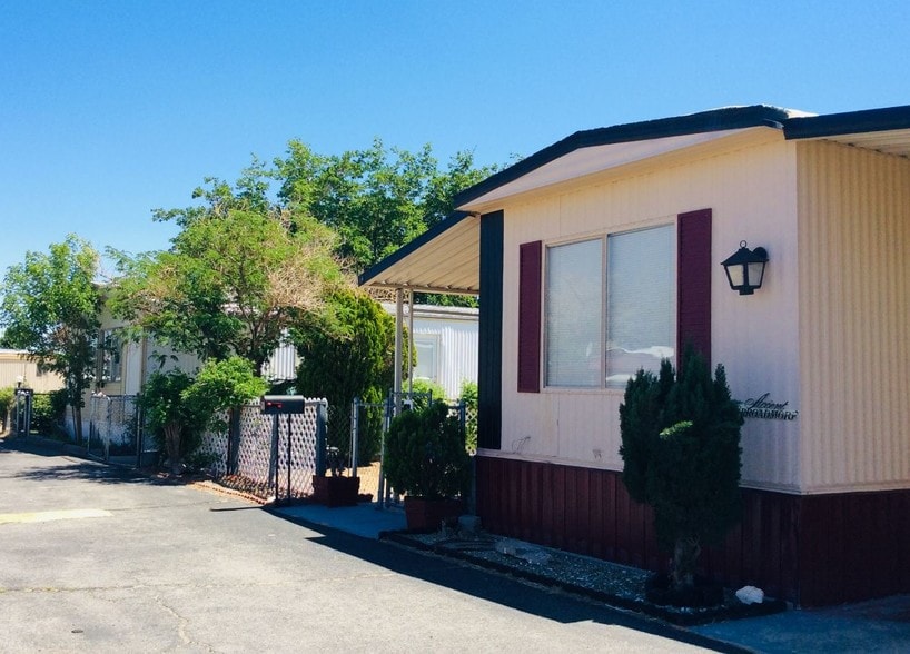 1599 N Norma St, Ridgecrest, CA for sale - Building Photo - Image 2 of 22