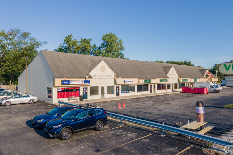 2111-2127 N Reynolds Rd, Toledo, OH for sale - Primary Photo - Image 1 of 1