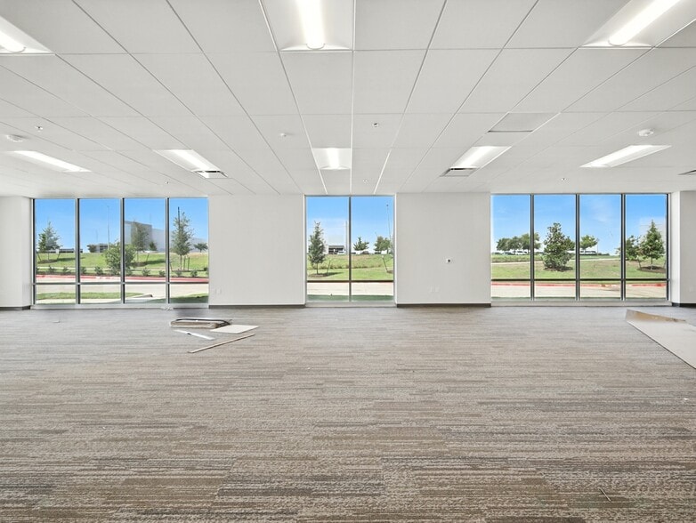 500 Gerault Rd, Flower Mound, TX for sale - Building Photo - Image 3 of 17