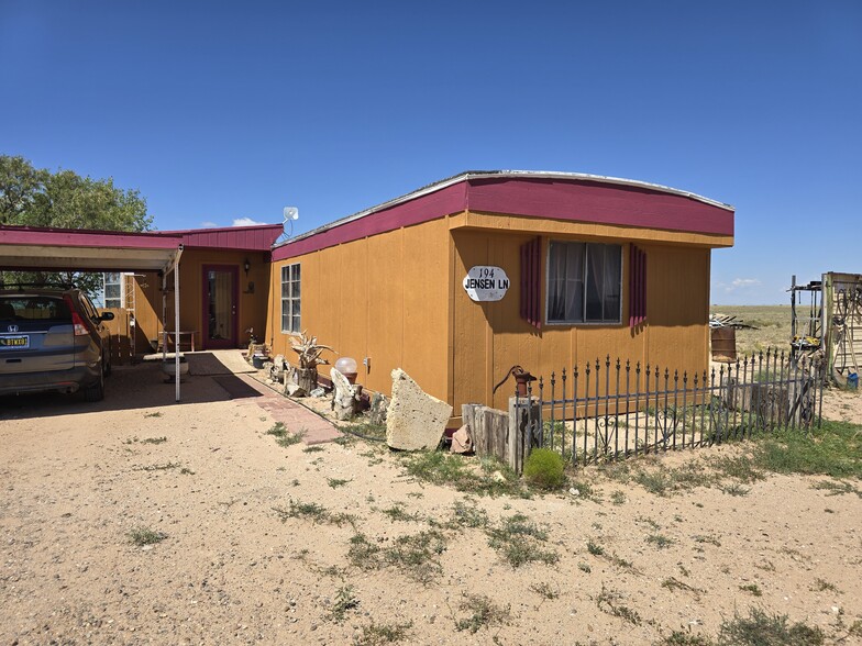 194 Jensen Ln, Belen, NM for sale - Building Photo - Image 2 of 4