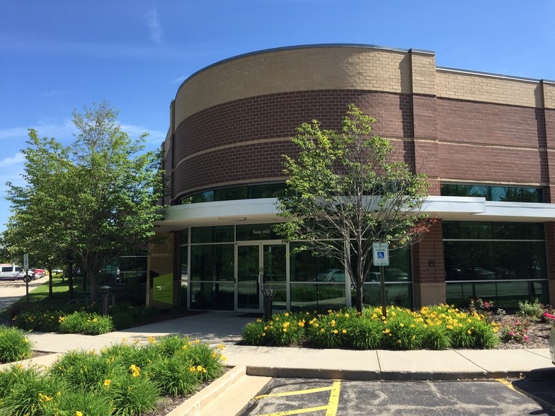 13100 W Lisbon Rd, Brookfield, WI for lease - Building Photo - Image 3 of 7