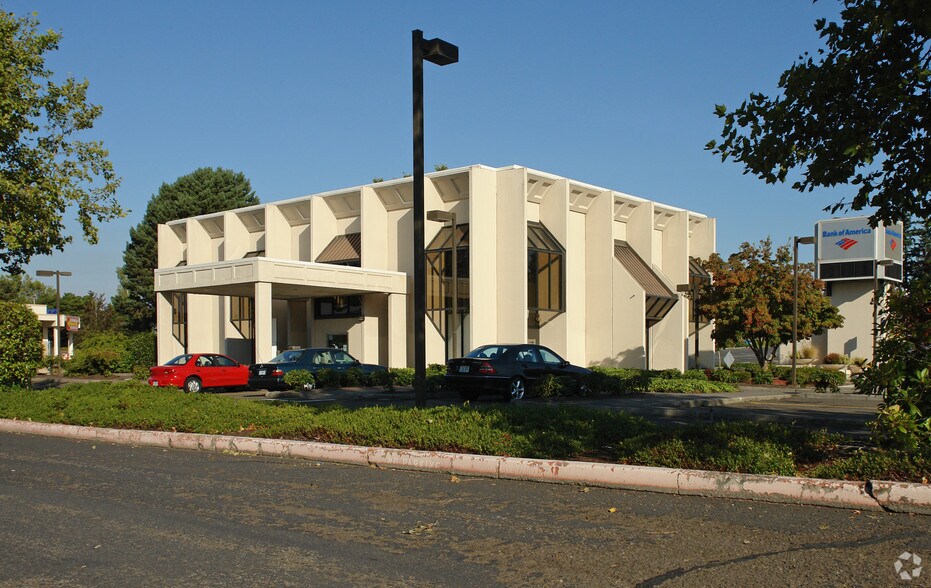 10101 SW Washington Square Rd, Portland, OR for lease - Building Photo - Image 2 of 17