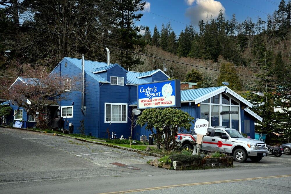 291 Front St, Sekiu, WA à vendre Photo du bâtiment- Image 1 de 1