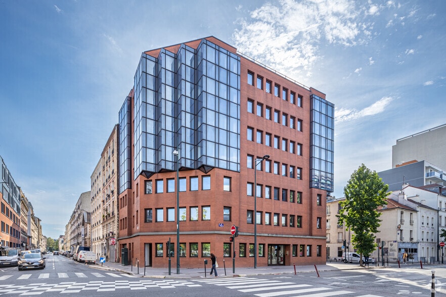 54 Rue Martre, Clichy for lease - Primary Photo - Image 1 of 2