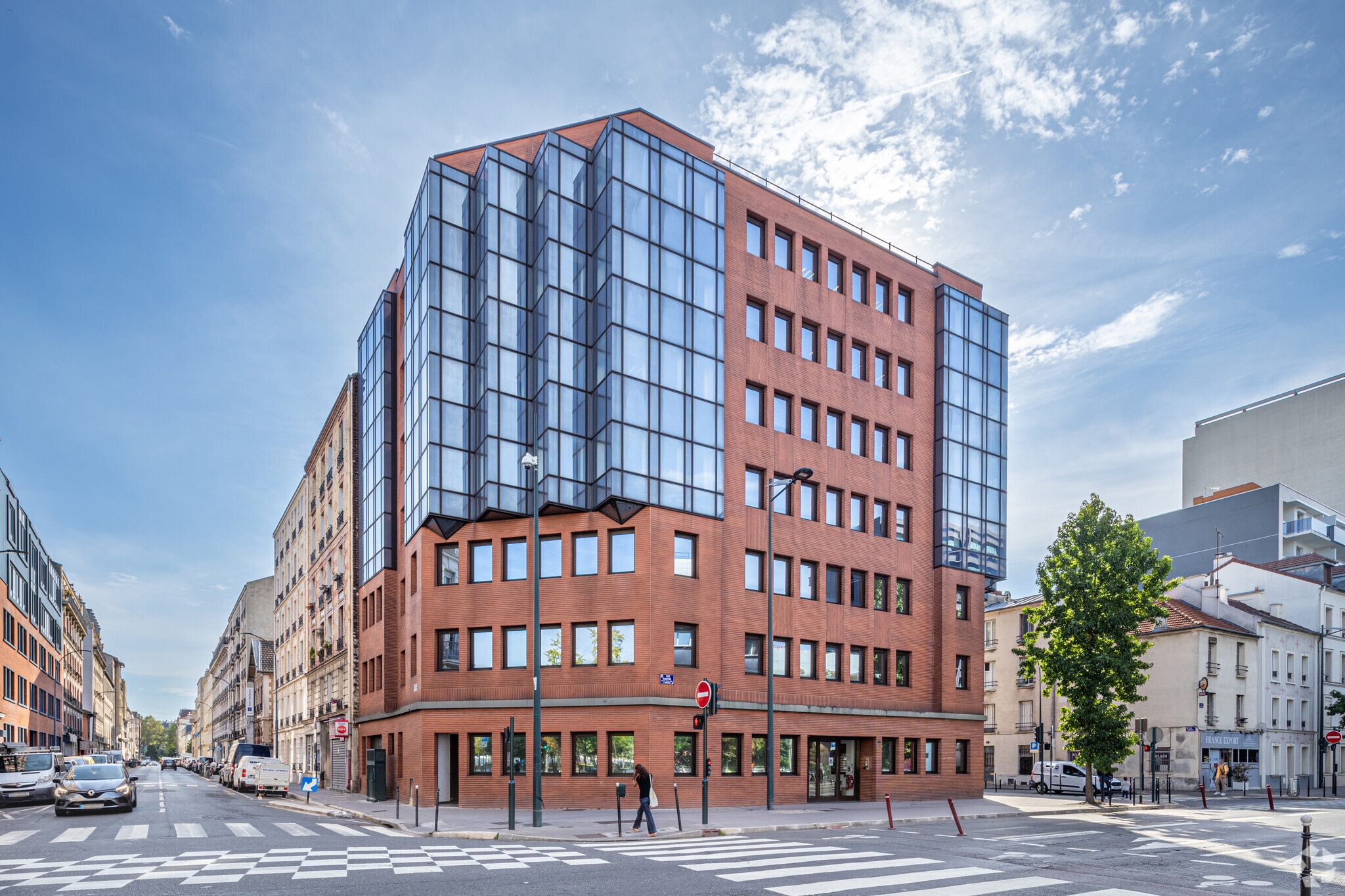 54 Rue Martre, Clichy for lease Primary Photo- Image 1 of 3