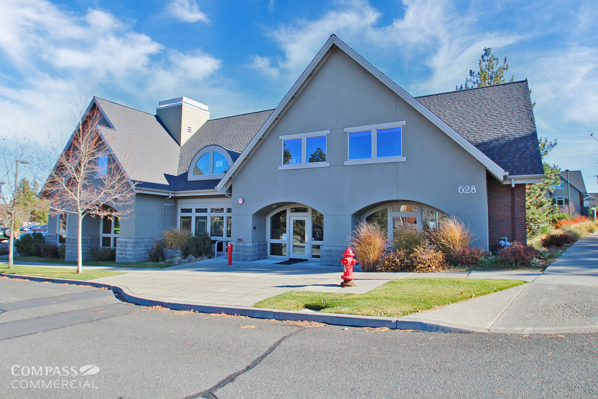 628 NW York Dr, Bend, OR for lease Building Photo- Image 1 of 4