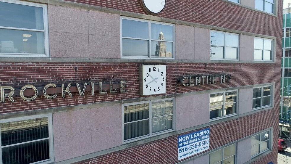 53 N Park Ave, Rockville Centre, NY à louer - Vidéo sur l’inscription commerciale - Image 2 de 28