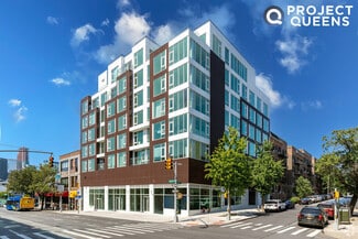 Plus de détails pour 39-11 Queens Blvd, Long Island City, NY - Commerce de détail à louer