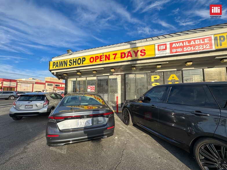 7562 Laurel Canyon Blvd, North Hollywood, CA for lease - Building Photo - Image 3 of 11