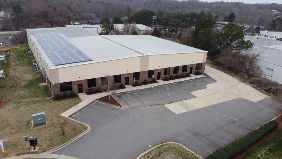 129 Oakpark Dr, Mooresville, NC for lease - Building Photo - Image 3 of 19