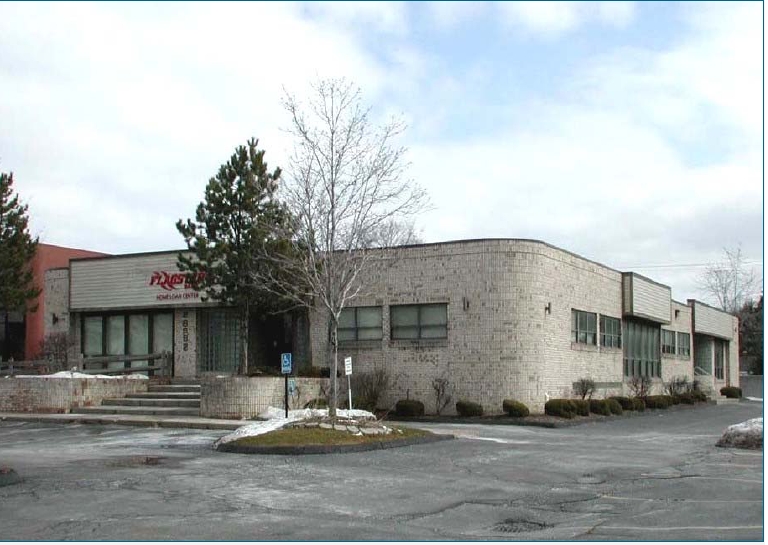 28592 Orchard Lake Rd, Farmington Hills, MI for lease Primary Photo- Image 1 of 9