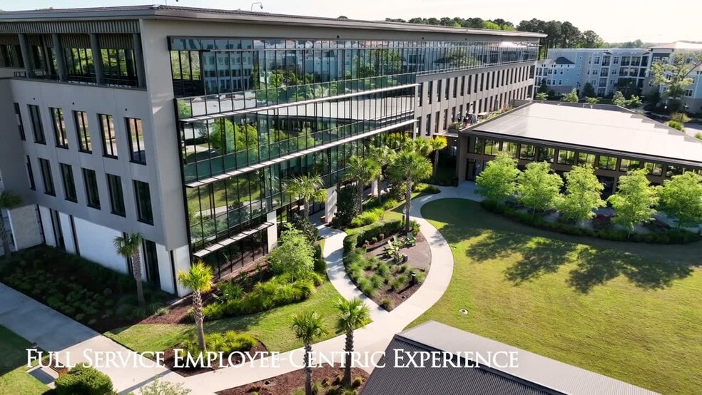 65 Fairchild St, Charleston, SC à louer - Vidéo sur l’inscription commerciale - Image 2 de 41